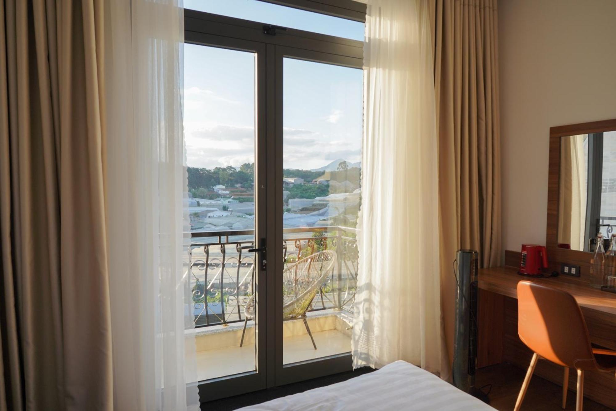 The Elegant Dalat Hotel Exterior photo