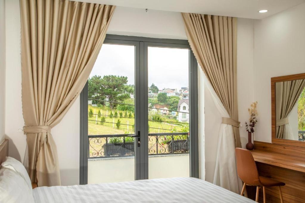 The Elegant Dalat Hotel Exterior photo