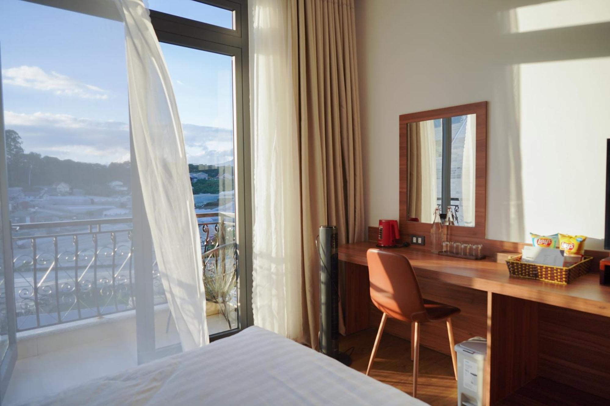 The Elegant Dalat Hotel Exterior photo