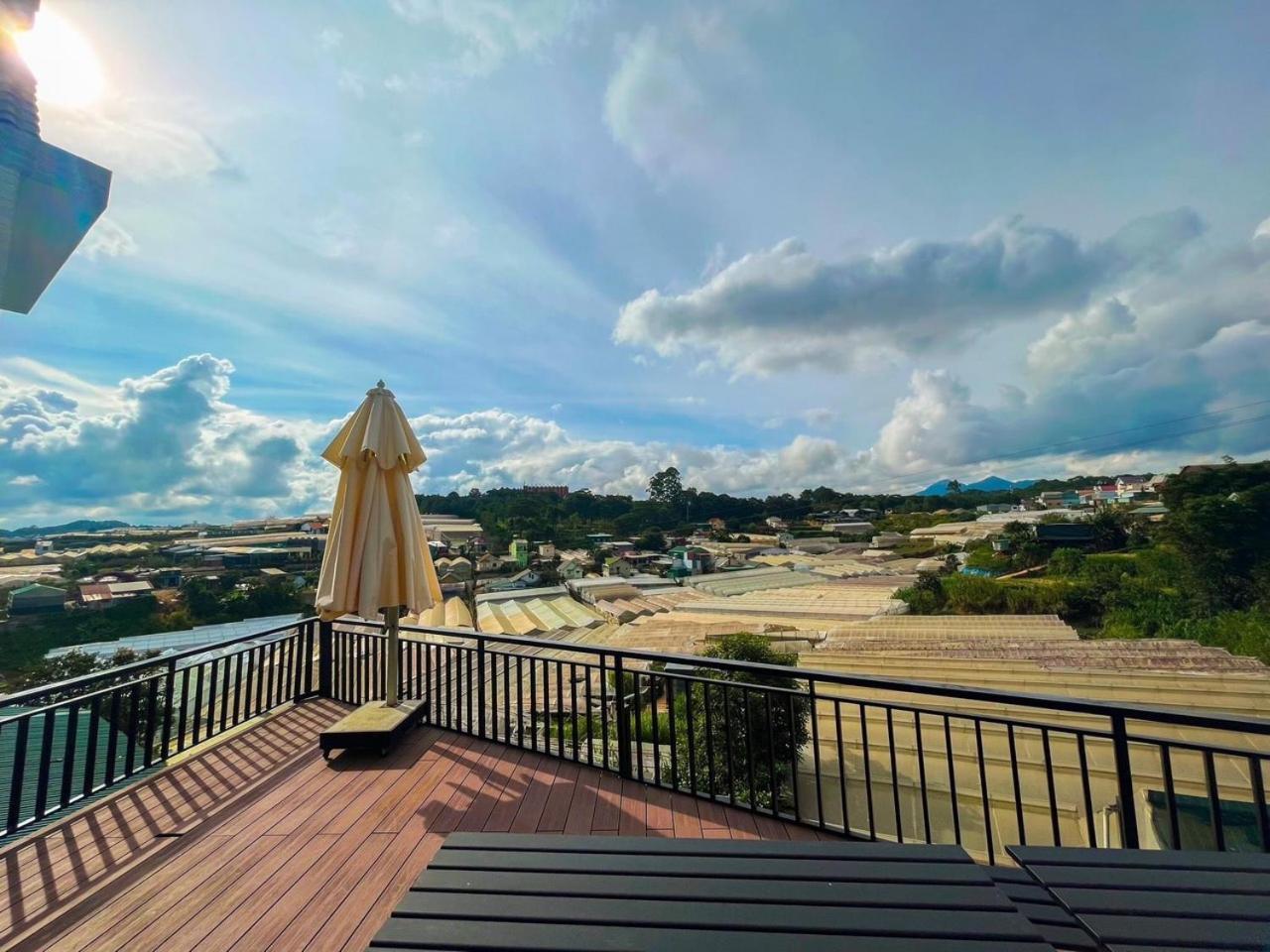 The Elegant Dalat Hotel Exterior photo