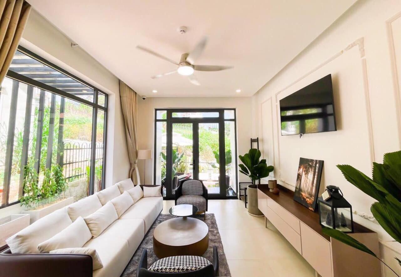 The Elegant Dalat Hotel Exterior photo